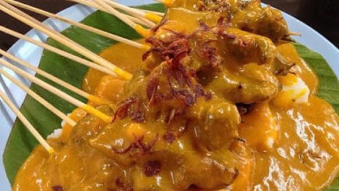 [FORUM] Di padang, sate padang disebut sate padang juga apa bukan?
