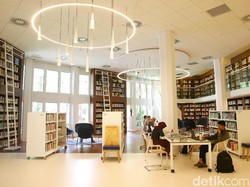 Buku Apa Saja yang Bisa Dibaca di Perpustakaan Erasmus Huis?