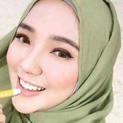 Bukan Cuma Buat Bibir, Ini 4 Manfaat Lipbalm Bagi Kecantikan yang Mungkin Belum Kamu Tahu!