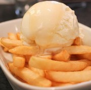 [FORUM] Kalian tim nyocol kentang pakai ice cream atau bukan nih?