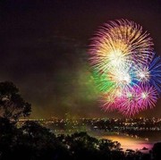 [FORUM] Apa yang kalian paling tunggu dari tahun baru?