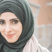 [FORUM] Kasih kado temen yang baru berhijab apa ya?