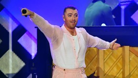 Sam Smith Bakal Konser Virtual dari Abbey Road Studios