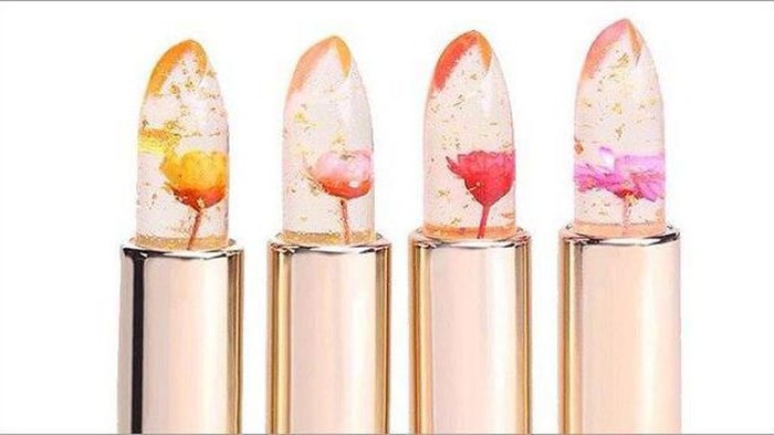 [FORUM] Pernah coba lipbalm yang ada bunganya ini?