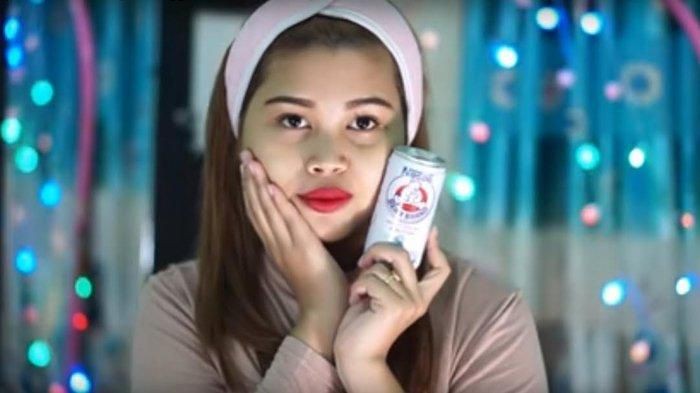 Bukan Cuma Memutihkan, Susu Beruang Ternyata Bisa Membersihkan Wajah Kusam!