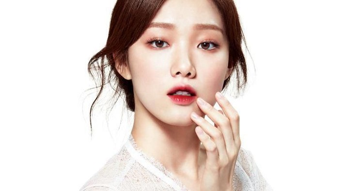 5 Rekomendasi Liptint Korea Ini Wajib Banget Kamu Miliki, Enggak Cuma Buat di Bibir!