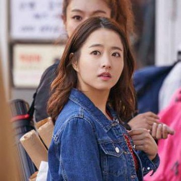 Style Fashion Park Bo Young di Film Korea Terbaru On Your Wedding Day Ini Menggemaskan Abis