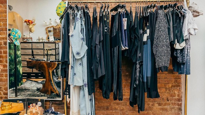 [FORUM] Duh, bajuku kok warnanya sama semua ya?