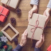 [FORUM] waduh, ikut acara tuker kado di kantor haram gak ya