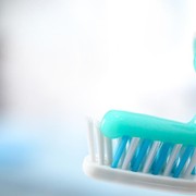 [FORUM] Pasta gigi yang untuk gigi sensitif ngefek gak sih?