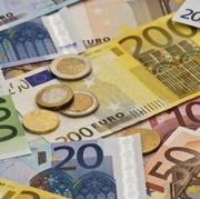 [FORUM] Kalian lebih suka pegang uang cash atau nyimpen di rekening?