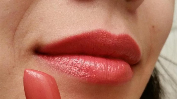 [FORUM] Pede gak girls pake lipstick coral?