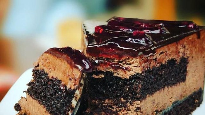 Tergila-gila dengan Rasa Manis? Kamu Harus Coba Beli di 5 Toko Kue Paling Laris Ini