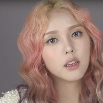 5 Vlogger Wanita Cantik dari Korea Ini Bikin Belajar K-Makeup Makin Gampang!