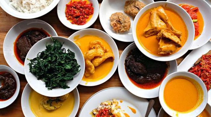Wow, 5 Fakta Unik Tentang Warung Nasi Padang Ini Bikin Kamu Mikir 'Iya Juga Ya'