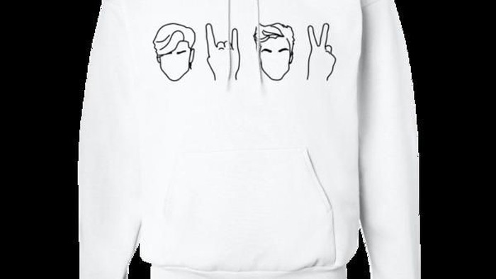 [FORUM] Lebih suka pake hoodie atau sweater girls?