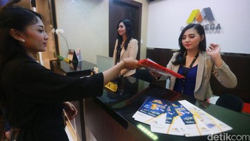 Bank Mega (MEGA) Menjadi Pelopor Kartu Kredit Indonesia
