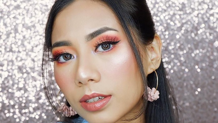 Wow, Ternyata Gampang Banget Cara Memanjangkan Bulu Mata dalam Satu Hari!