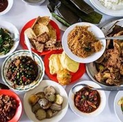 7 Masakan Sunda yang Paling Terkenal, Dijamin Makan Jadi Lahap Banget!