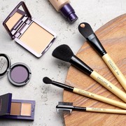 [FORUM] Produk oriflame tuh sekarang bagus gak sih? Masi ada yang pakai?