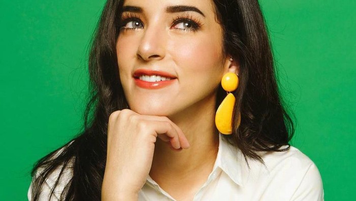 Bosan dengan Rambut Keriting Kamu? Coba 3 Cara Meluruskan Rambut Ini untuk Tampilan Lebih Fresh!