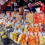 [FORUM] Minta rekomendasi cemilan unik dari kota kalian ya!