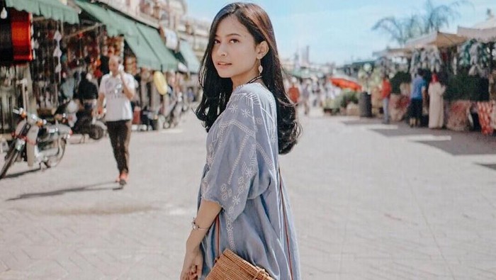 Murah Meriah, 5 Online Shop Ini Jual Baju Kekinian di Bawah 100 Ribu Rupiah Murah Meriah, 5 Online Shop Ini Jual Baju Kekinian di Bawah 100 Ribu Rupiah