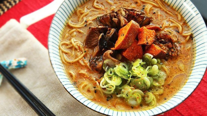 [FORUM] Ada gak rekomendasi ramen halal yang rasanya non halal gak nih?
