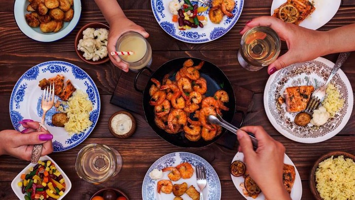 [FORUM] Banyak-banyak makan malem bisa bikin gemuk gak sih?