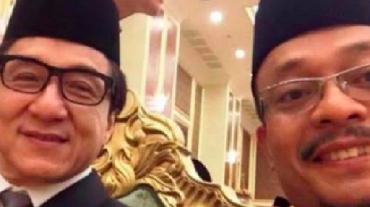 Kabar Jackie Chan Masuk Islam Ramai Lagi, Ini Lo Faktanya