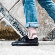 [FORUM] Kalian pede gak pake kaos kaki panjang?