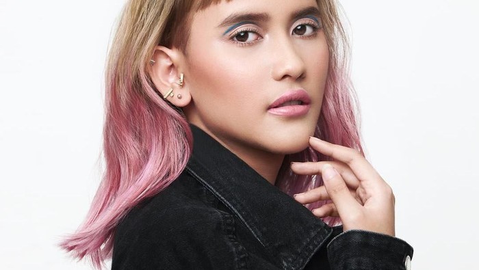 Review: Make Over Powerstay Matte Foundation, Mampu Samarkan Pori-pori dan Garis Halus!