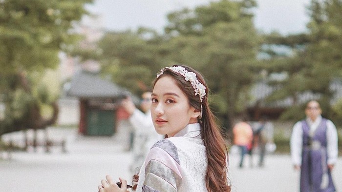 Kenali Manfaatnya, Cuka Apel Ternyata Paling Bermanfaat untuk Mengatasi Jerawat Lho!