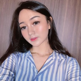 Langsung Mulus! Begini Cara Menghilangkan Kantung Mata Menggunakan Concealer Supaya Hasilnya Flawless