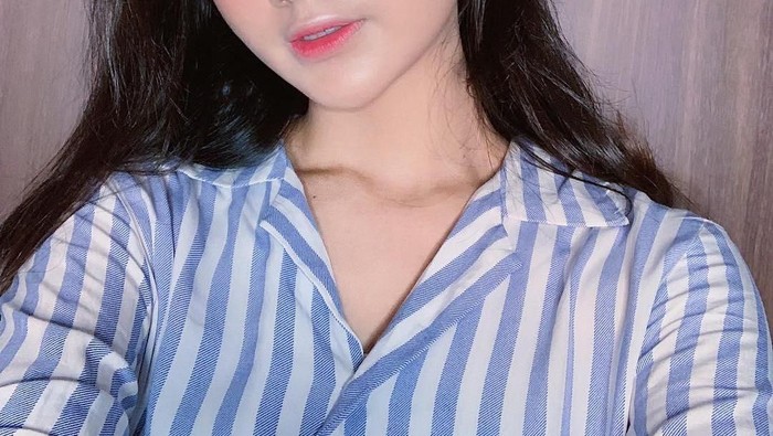 Langsung Mulus! Begini Cara Menghilangkan Kantung Mata Menggunakan Concealer Supaya Hasilnya Flawless