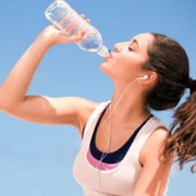 [FORUM] Gimana ya biar aku bisa minum air mineral yang banyak.....