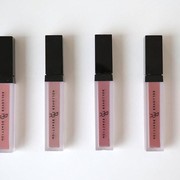 Warna Lipstik Rollover Reaction Ini Ternyata yang Paling Banyak Dicari