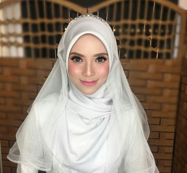 Dari yang Biasa Hingga Menutup Dada, Ini Tutorial Pashmina ...