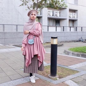 Kekinian! Mix and Match dengan Hijab Style Korea Ini Biar Terlihat Lebih Muda dan Menggemaskan