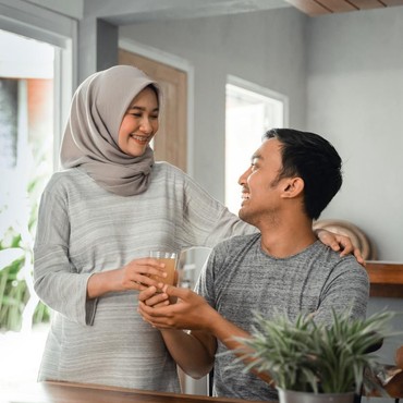 Bolehkah Istri Gugat Cerai Suami karena Nafkah Tak Dicukupi? Buya Yahya Bilang Begini