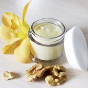 Hati-Hati, Kenali Cream Pemutih Wajah Berbahaya Melalui Tanda-Tanda Ini Ya, Ladies!