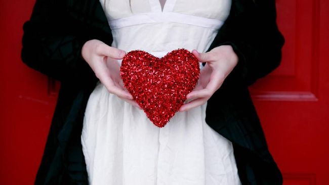 Masih Suasana Valentine, 10 Puisi Romantis untuk Orang Tersayang