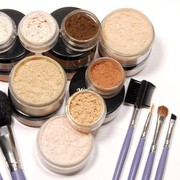 [FORUM] Lebih suka mana, bedak tabur translucent atau yang ada warnanya?