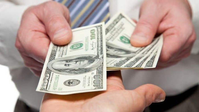 [FORUM] Kalo naik ojek online lebih suka bayar cash atau pake gopay/ovo?