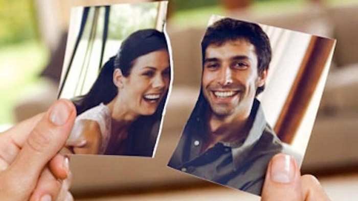 [FORUM] Mau tau dong girls, apa alesan kalian buat nahan ga balikan sama mantan?