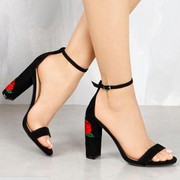 [FORUM] Kenapa sih kalo cewek tinggi di komenin mulu kalo pake heels?