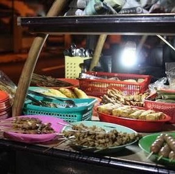 5 Angkringan Ikonik Jogja, Harga Murah Rasanya Nendang!