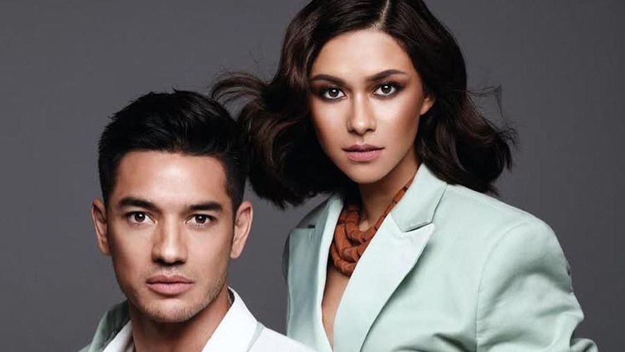 Nana Mirdad dan Andrew White dianggap mirip bintang film Twilight.