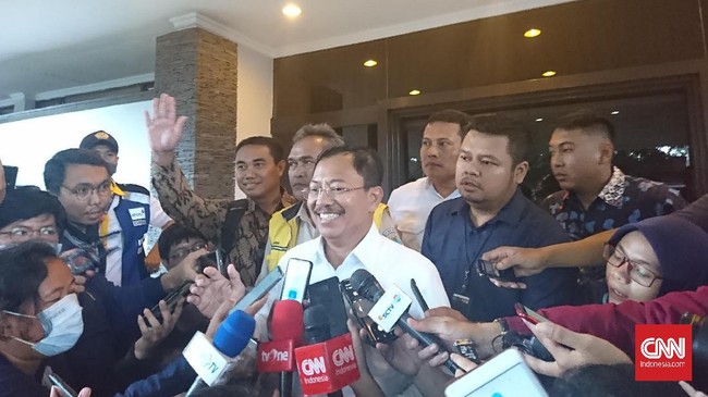 Menkes meminta para WNI yang menjadi ABK di Kapal Pesiar Diamond Princess yang terpapar virus corona untuk tetap tenang.