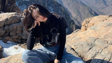 Terlihat Aneh, Fans Khawatir Lihat Lengan Seulgi Red Velvet